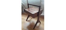 Travailleuse scandinave moderniste 