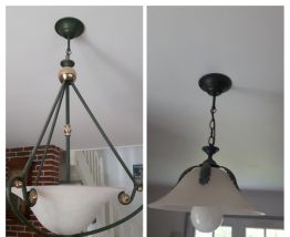 Lot de 2 luminaires  en pâte de verre et bronze. 
