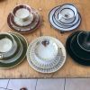 Lors de 5 tasses à café et leurs soucoupes