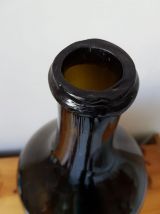 imposante bouteille 18 éme