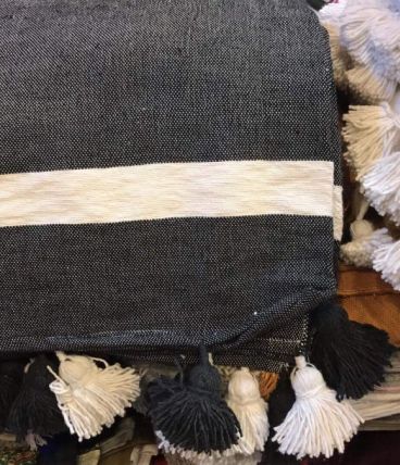 Couverture Pompons