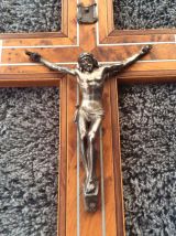 Crucifix mural