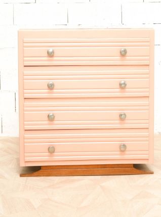 Commode nude