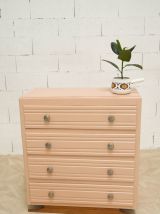 Commode nude