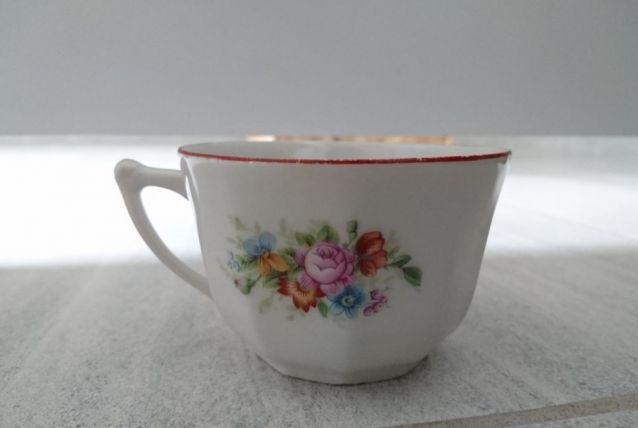 Tasse à thé fleurie