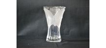 Vase en verre dépoli au motif de papillon en relief