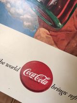 Affiche cartonnée publicitaire coca cola.