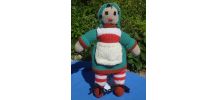 Poupée Bécassine en tricot vintage