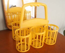 Porte bouteille plastique jaune 