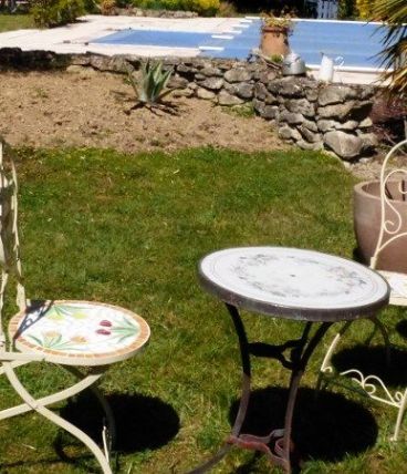 4 Chaises fer forgé et mosaique