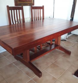 Table en teck massif avec ses 6 chaises