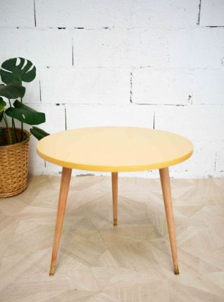 Table basse jaune
