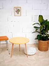 Table basse jaune