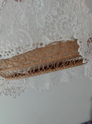 Corbeille à pétales de roses