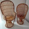 Les 2 petites fauteuils en osier