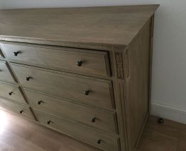 Commode 