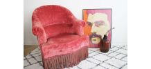 Fauteuil crapaud en velours bordeaux années 60