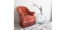 Fauteuil crapaud en velours rose poudré années 60