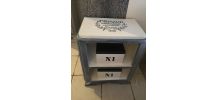Ancienne table de nuit 