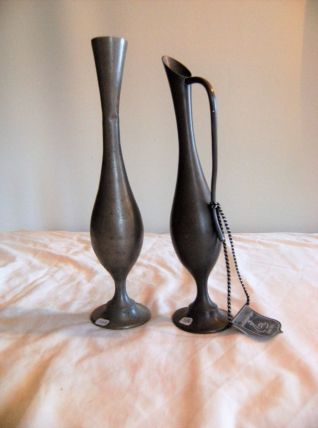 Lot de 2 vases en étain étains du cygne 97%