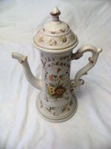 Théière carafe en grès émaillé motif floral signée