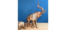 Gros éléphant en laiton