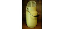 Pot à lait jaune Gilac plastique N° 1125