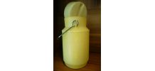 Pot à lait jaune Gilac plastique N° 1125