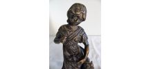 Statue "l'enfant ,faune et la brebis" sur socle