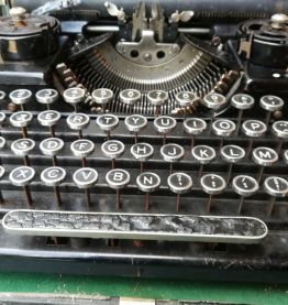 Machine à écrire