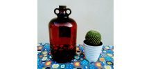 bonbonne en verre ambré