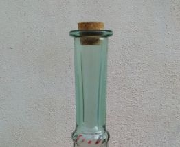 Jolie carafe en verre soufflé 