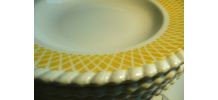  6 assiettes creuses "FB 16" jaunes relief Digouin