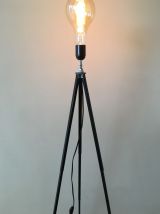 lampadaire s/ancien trépied photo métal_ampoule globe