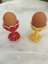 2 coquetiers scoubidou rouges