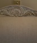 Fauteuil en noyer shabby chic