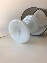 Lampe art déco verre opaline blanche