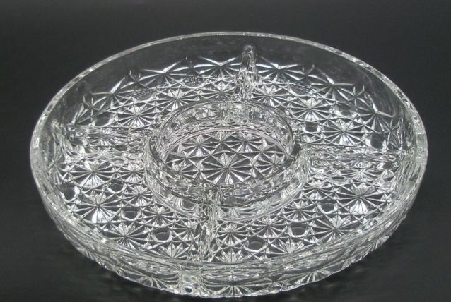 Plat en verre rond à compartiments, année 70