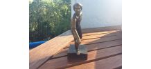 Jolie statuette d'un joueur de pétanque en laiton  made in F