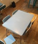 table et chaise en formica 