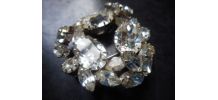 Broches  couronne Gros STRASS