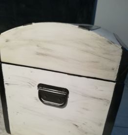 Ancienne malle en bois