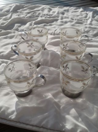 Tasses