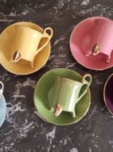 6 tasses à café et soucoupes