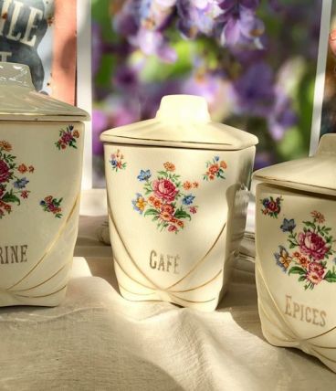 Pots à Café, Farine, Epices
