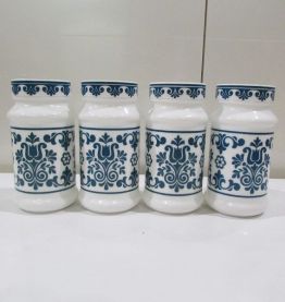 4 potsà épices en opaline 