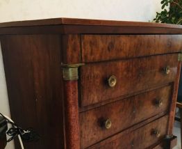 commode de style empire en loupe