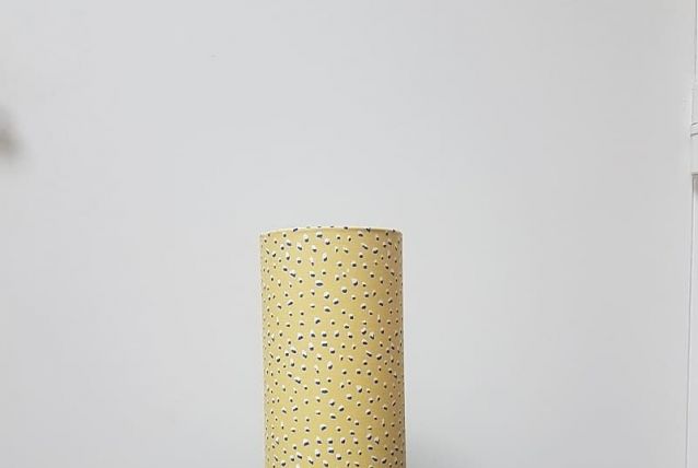 Lampe tube à poser "Jaune moucheté"