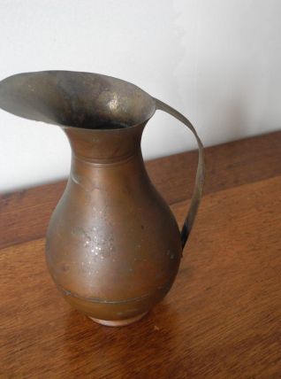 Original Petit pot à lait ancien en cuivre  début 20ième