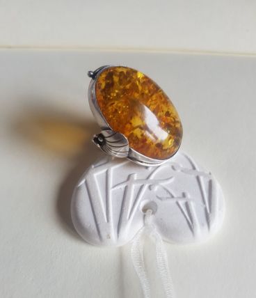 Bague Art Nouveau en ambre et argent taille 54